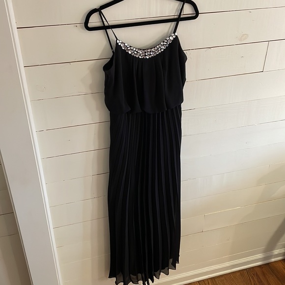 Bisou Bisou Black Long Pleated Chiffon Maxi Dress with Jeweled Top, Size 4 - Picture 4 of 8